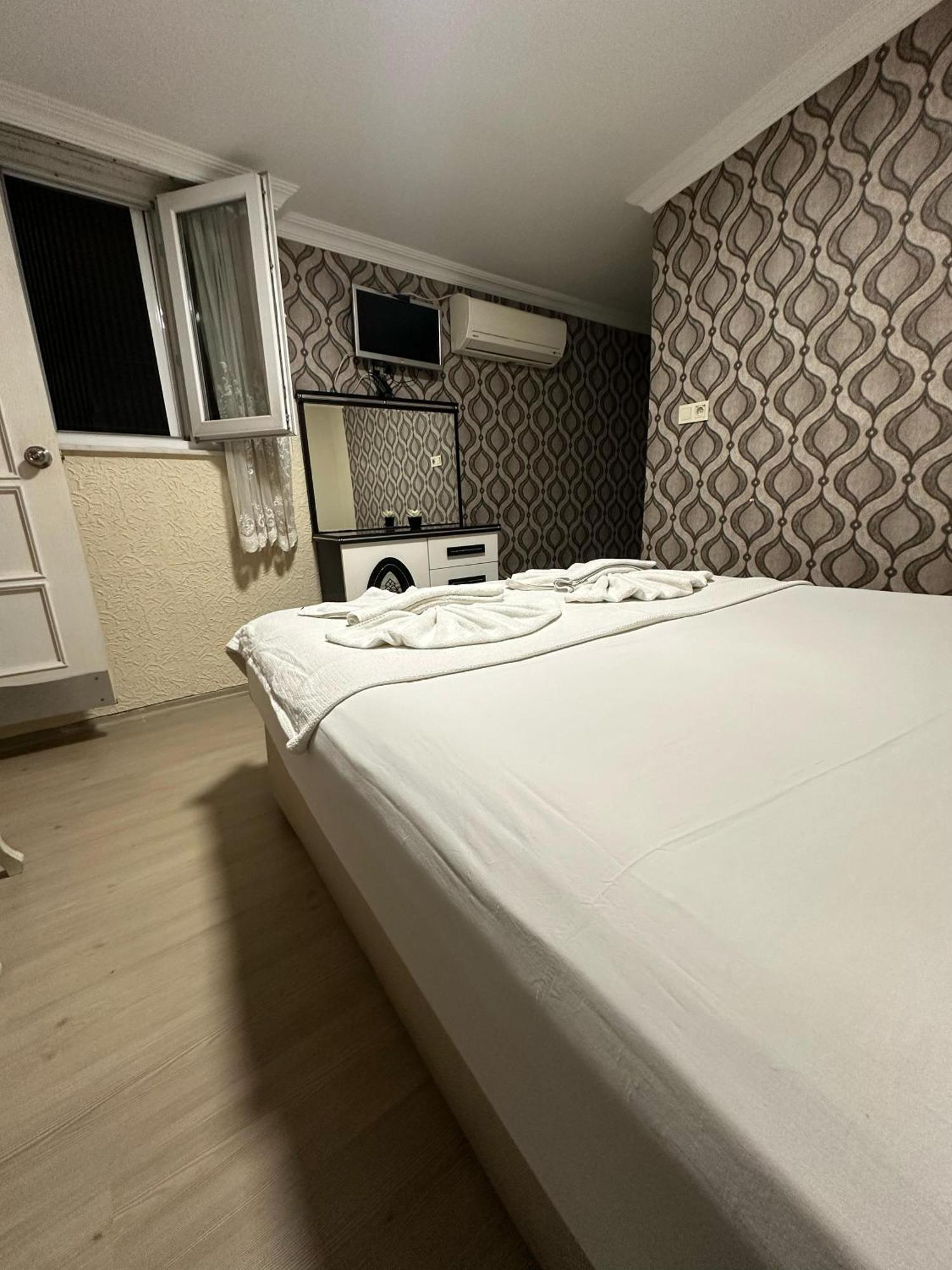 Daire Sophia Studio Apart *